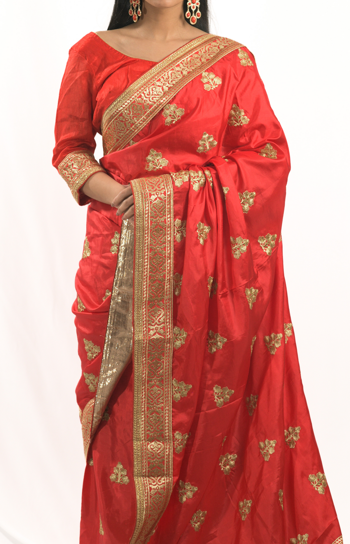 Binsa Red Saree